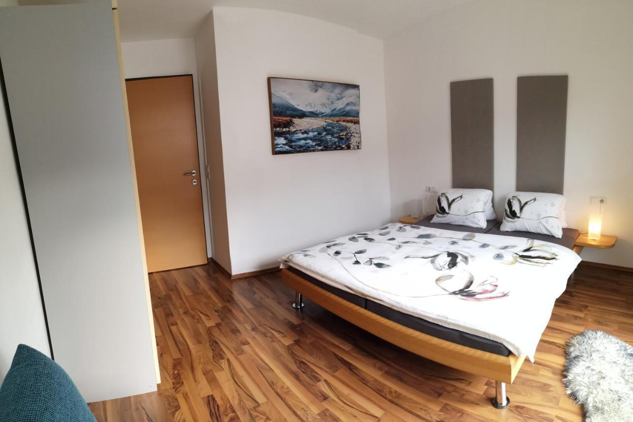 Ferienhaus Adela Schruns Bagian luar foto
